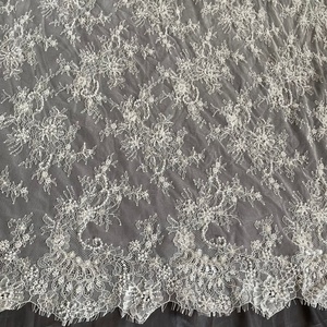 Top End Pháp Trắng Chantilly Đính Cườm Sequins Ren Hoa Thêu Cưới Bridal Ren Váy Vải - Product Image 4