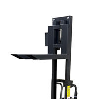 Mini gerbeur de 300 kg, hauteur de levage 1,2 m - 1,6 m, en excellent état, mécanisme de levage hydraulique facile avec plaque en acier détachable pour la manutention