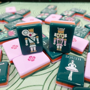 Ensemble de Mahjong Américain de Noël en Acrylique à Trois Couches de Luxe avec Faces Teal pour des Soirées de Jeu Familiales Élégantes - Product Image 3