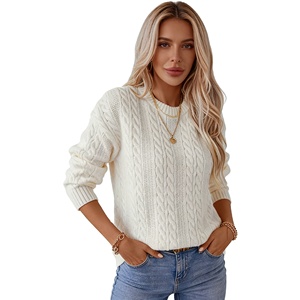 Suéter de Tricô Aconchegante com Gola Redonda na Cor Creme, Calor Clássico de Inverno com Textura Atemporal - Product Image 1