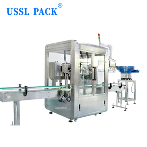 เครื่องปิดฝาขวดอัตโนมัติแบบสองหัว รุ่น SL-GZ02 สำหรับขวดน้ำผลไม้พลาสติก สายการผลิตบรรจุภัณฑ์เครื่องดื่มในโรงงาน - Product Image 2