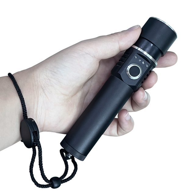 Multi Function USB Rechargeable Long Range Tactical Powerbank Flashlight 1500 Lumens IP66 Rated 5 Modes Zoom Aluminum Alloy CE