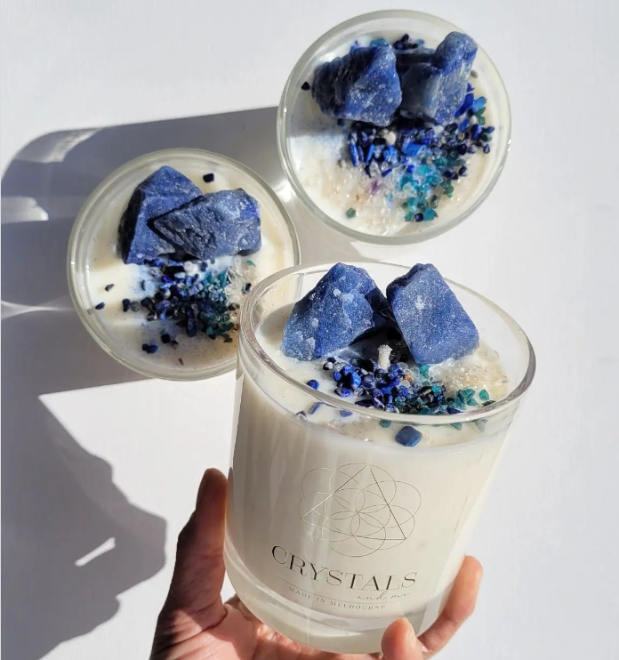 Свеча для украшения дома