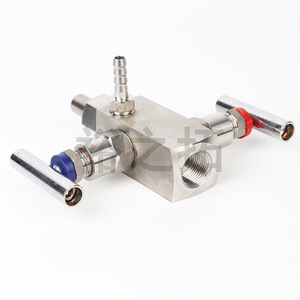 Collecteur à deux vannes en acier inoxydable pour transmetteur de pression avec applications huile, eau, gaz - Product Image 1