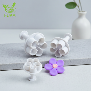 3 <span class=keywords><strong>emporte</strong></span>-pièces en forme de fleur pour modeler le sucre, la crème, les biscuits, <span class=keywords><strong>emporte</strong></span>-pièces à piston 3D, moule en plastique, outils de décoration de gâteaux - Product Image 5