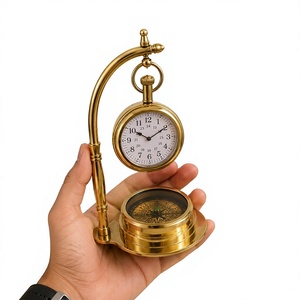 Horloge de bureau en laiton, forme circulaire, mouvement à quartz, affichage à aiguilles, design traditionnel, fonctionne sur piles, sonnerie horaire. - Product Image 1