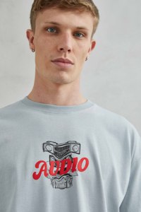 Camiseta Unisex de Algodón, Corte Regular, Casual, Transpirable, con Diseño AUDIO en Color Gris - Product Image 2