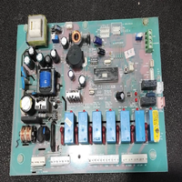 Controlador PLC con salida de accionamiento y suministro a granel