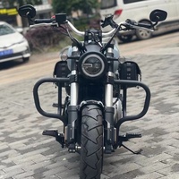 Asiento de Motocicleta Jinjila Curiser de 300cc Modificado Retro con Esquema de Color Rojo Rosa Usado, con Velocidad Máxima de Más de 80 km/h para Mayor Comodidad