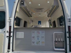 Fourgonnettes dentaires mobiles compétitives à haute résistance avec des équipements dentaires essentiels, tels que des chaises d'examen, des rayons X - Product Image 4