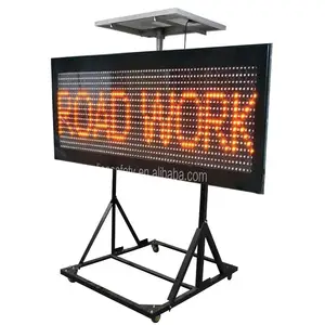 Road Side Traffic Message Safety Signs Small Wireless LED Ilmage Text Display Screens