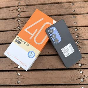 Teléfono Inteligente 5G SPARK40 Pro Plus LTE Desbloqueado con Android, Pantalla LED HD de 6.8 Pulgadas, Doble SIM, 512 GB de ROM, Francés, 5000 mAh, Deca Core - Product Image 1