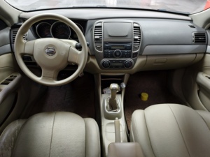 <span class=keywords><strong>Nissan</strong></span> Sylphy Classic 1.6 XE Comfort Manual 2012, Sedán Japonés Usado, Eficiente en Combustible y Confiable, Auto Económico Perfecto - Product Image 3