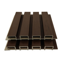 Panneau mural et composite bois-plastique (WPC) co-extrudé moderne haut de gamme, étanche, à trous carrés, rainuré, pour extérieur