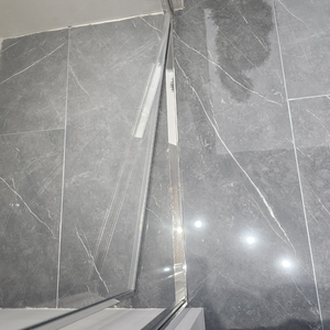 Cabine de douche coulissante en aluminium de style européen avec verre trempé : <span class=keywords><strong>Porte</strong></span> coulissante professionnelle entièrement fermée <span class=keywords><strong>pour</strong></span> hôtels - Product Image 3