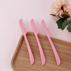 Portable folding eyebrow trimmer, Japanese blade eyebrow razor, macro safety shaver, beauty <b>tool</b>, wholesale available. - Product Image 2