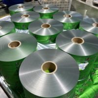 Film de feuille d'aluminium plastique personnalisé Film de rouleau d'emballage automatique laminé Rouleau de film pour collations bonbons biscuits chips de pomme de terre