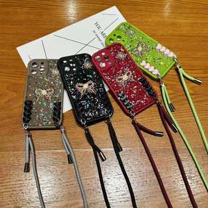 <span class=keywords><strong>Funda</strong></span> para Teléfono <span class=keywords><strong>Iphone</strong></span> <span class=keywords><strong>11</strong></span> con Correa <span class=keywords><strong>Colgante</strong></span> de Resina con Purpurina de Colores Creativos y Diseño de Mariposa de Perlas, de la Fábrica BAILI - Product Image 3