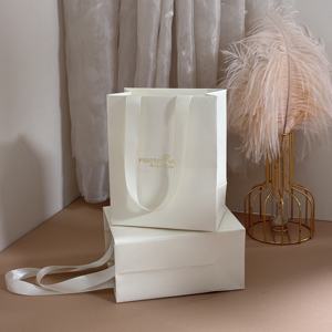 Sacs de shopping en papier de luxe avec poignée, impression personnalisée du logo, couleur en gros, pour les petites entreprises - Product Image 6