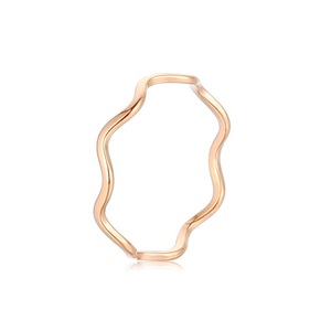 <span class=keywords><strong>Anello</strong></span> Impilabile Ondulato in Acciaio Inossidabile con Finitura Oro, Argento e Oro Rosa per Gioielli Minimalisti o Boho Chic da Donna - Product Image 5