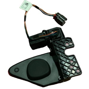 Ensemble de couvercles de port de charge gauche pour Tesla Model S X (spécifications américaines) - Références 1038548, 1038557, 1042766 - Product Image 3