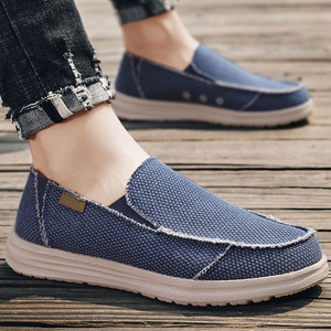 รองเท้าผ้าใบผู้ชาย 2026 รุ่นเท่ห์ น้ำหนักเบา สำหรับฤดูร้อน แบบสวม รองเท้าผ้าใบผู้ชาย รองเท้าแบน รองเท้าผ้าใบผู้ชายแฟชั่น - Product Image 3