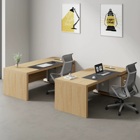 Nouvel ensemble de bureau moderne et simple avec chaise de direction, bureau informatique individuel pour les cadres et les dirigeants