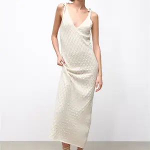 Custom New Women's White V-neck Hollowed Out Knitted French Vestidos Slim Dress Sling Maxi V Neck Ladies Plus Size Dresses