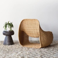 Chaise de jardin en rotin d'extérieur - Design moderne et simple, durable et imperméable pour cour, balcon, terrasse et salon