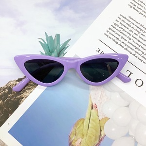 Lunettes de soleil <span class=keywords><strong>pour</strong></span> enfants style vintage œil de chat, forme triangulaire, <span class=keywords><strong>pour</strong></span> garçons et filles, marque mignonne, lunettes de soleil <span class=keywords><strong>pour</strong></span> bébé - Product Image 4