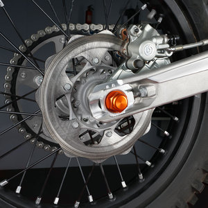Écrou d'axe de roue arrière NICECNC 54310099000 pour KTM 85 125 250 450 <span class=keywords><strong>500</strong></span> EXC SX XC-W Husqvarna <span class=keywords><strong>GasGas</strong></span> 2003-2022 - Product Image 2