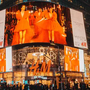 عرض ضوئي رقمي ألوان كاملة 1000×1000 ملم للإعلانات في الشارع بسعر خاص شاشة عرض P5 مع شاشة فيديو خارجية