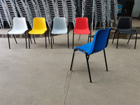 Chaise de classe sans accoudoirs en plastique PP avec structure en tube d'acier pour la formation scolaire et les événements