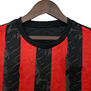 Camiseta de fútbol Retro de alta calidad para niños, camisetas sublimadas de Jacquard personalizadas con logotipo, pantalones cortos de entrenamiento de invierno, servicio OEM - Product Image 4