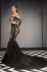 Novance Y1840 <span class=keywords><strong>abito</strong></span> da sera <span class=keywords><strong>lungo</strong></span> <span class=keywords><strong>nero</strong></span> 2022 <span class=keywords><strong>abito</strong></span> da ballo in rilievo <span class=keywords><strong>abito</strong></span> da sposa <span class=keywords><strong>abito</strong></span> trasparente da donna sfilata di moda con coda lunga - Product Image 2