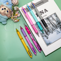 Nouveau modèle créatif de stylo effaçable multicolore pour étudiants, stylo gel effaçable multifonctionnel 4 couleurs pour le dessin des enfants