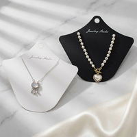 Cartes de présentation pour bijoux (boucles d'oreilles, colliers, clous d'oreilles) en papier couché mat de haute qualité, imprimées offset avec vernissage personnalisé
