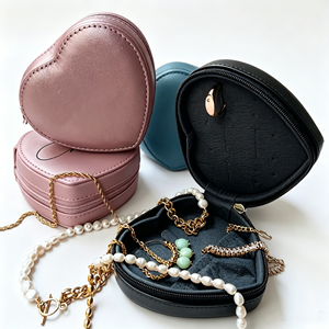 Caja de joyería azul en forma de corazón con cierre de cremallera, estuche de almacenamiento para pendientes y collares con impresión de nombre personalizado - Product Image 3