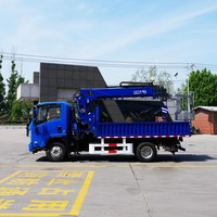 Truk Kargo ISUZU 6.3 Ton dengan Crane Lengan Lurus Diesel untuk Konstruksi - Promo!