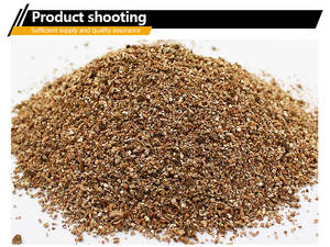 Les briques de <span class=keywords><strong>vermiculite</strong></span> fine 100L de la Chine 2mm et 4mm d'isolation prix du matériel d'or réfractaire blanc agricole brut par tonne - Product Image 3