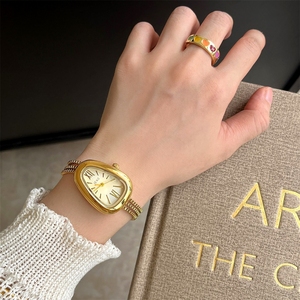 Orologio da Polso con Bracciale a Testa di Serpente in Stile Retrò per Donne, Design Vintage di Alta Gamma, di Nicchia, Lusso Leggero e alla Moda - Product Image 5