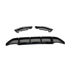 Diffusore Posteriore in ABS Nero Lucido per <span class=keywords><strong>Volkswagen</strong></span> <span class=keywords><strong>T</strong></span>-<span class=keywords><strong>ROC</strong></span> MK1 <span class=keywords><strong>2017</strong></span>-2021 - Product Image 6