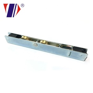 Rodillo de herrajes de puerta corredera ajustable de PVC - Product Image 1