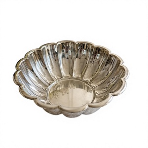 Classic <b>Silver</b> Flower Shape <b>Bowl</b> Polished Metal Handmade Serving Dish table <b>Silver</b> <b>Bowls</b> for Party Food Display Dining Decor Use - Product Image 1