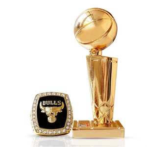 Bague de championnat personnalisée des <span class=keywords><strong>Bulls</strong></span> de Chicago 1991 avec ensemble de trophées, cadeau commémoratif pour les fans, bague de champions personnalisée - Product Image 4