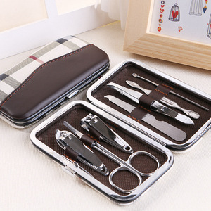 SunelPort – Trousse de Soin des Ongles de Luxe pour Bébé, 7-en-1, en Acier Inoxydable, Coupe-Ongles et <span class=keywords><strong>Pince</strong></span> à Cuticules, Boîte Portable, <span class=keywords><strong>Professionnelle</strong></span> et Durable pour Bébés - Product Image 2