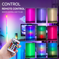 Nouvelle Lampe sur Pied LED Intelligente d'Ambiance, Lampe d'Angle avec Télécommande, Lampe de Sol d'Angle RGB pour PC, Nouveautés Modernes USB pour la Décoration Intérieure