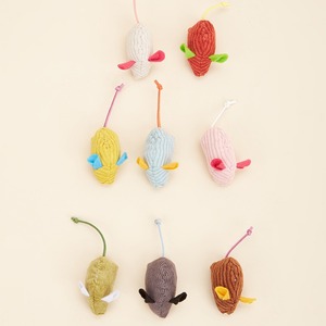 Jouet à mâcher pour chat en peluche en forme de souris, nouvellement développé, avec de l'herbe à chat, résistant aux morsures, pour le nettoyage des dents - Product Image 2