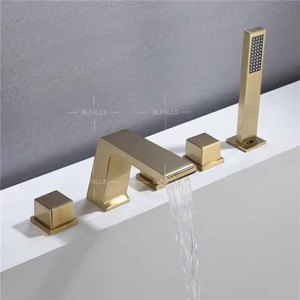Dima montado en cubierta dorado 5 uds juego de grifo de bañera con ducha de mano manijas triples baño lluvia grifo mezclador de ducha de mano - Product Image 5