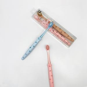 UUYP <span class=keywords><strong>Brosse</strong></span> à dents en plastique à poils <span class=keywords><strong>extra</strong></span> doux de qualité supérieure, universelle pour toute la famille, prix abordable, lot de 2, blanchiment des gencives, stérilisateur - Product Image 1